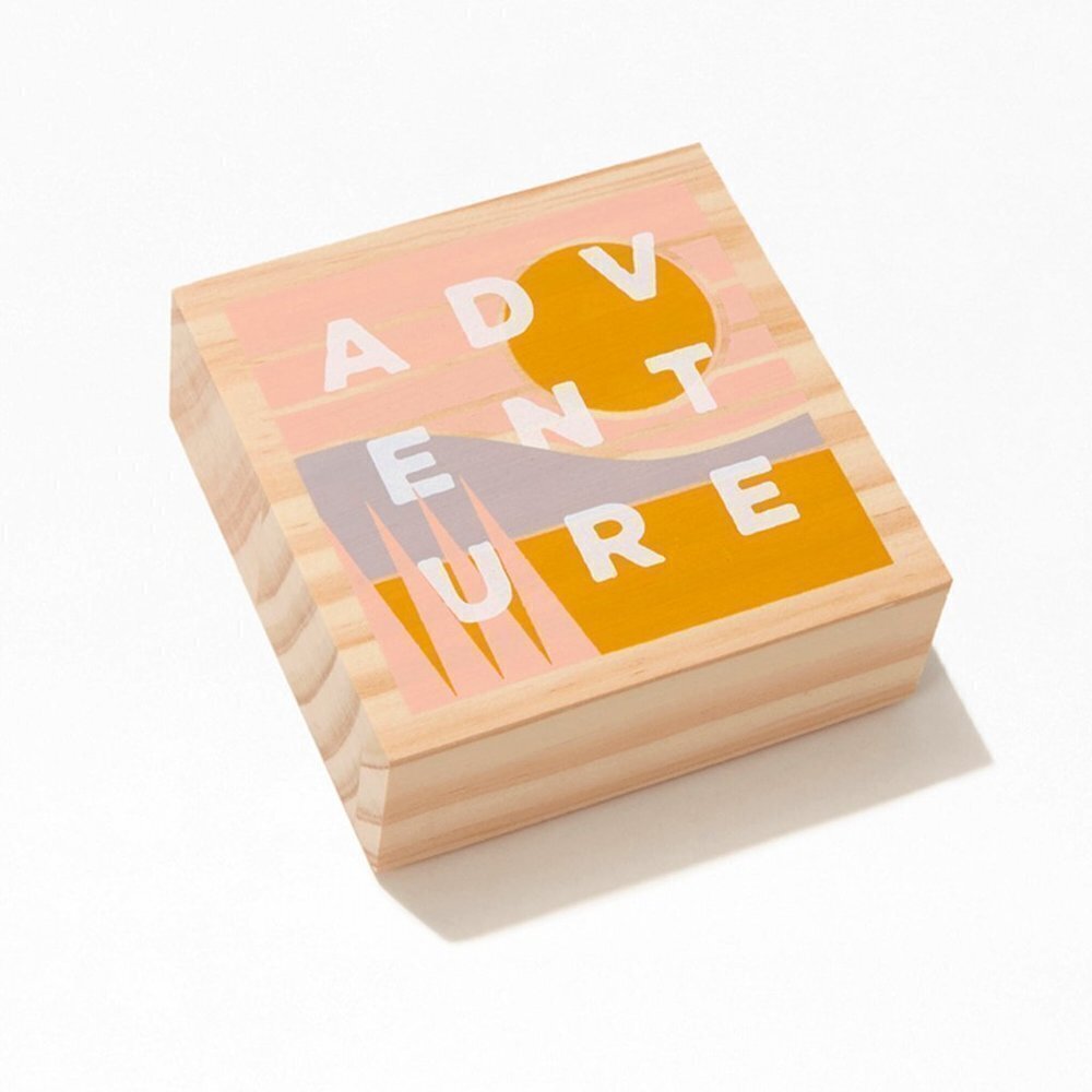 𝅺COMPENDIUM Adventure Wood Block Hanging Desk Ornament
